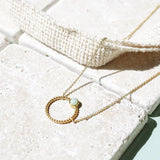 Collier Chloé cercle et pierre laiton couleur or