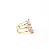 Bague Lucie trois anneaux et pierres triangles laiton couleur or